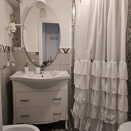 Il Mare Di Roma Luxury בית הארחה 4*