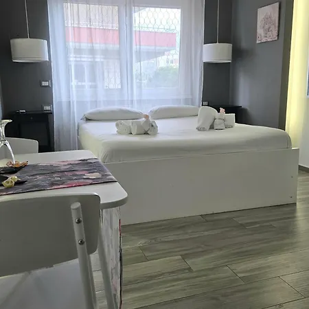 Il Mare Di Roma Luxury 4* לידו די אוסטיה