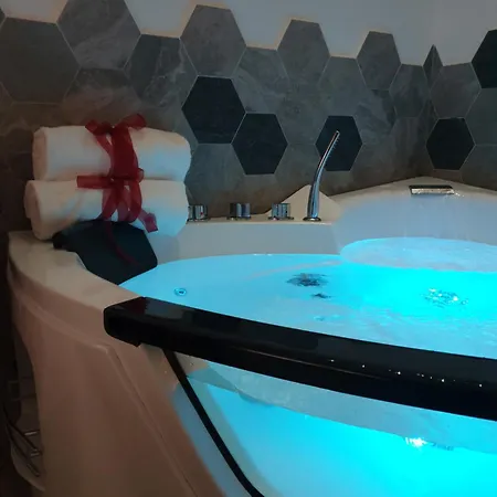 בית הארחה Il Mare Di Roma Luxury 4*