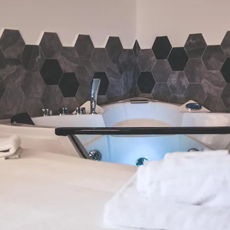 Il Mare Di Roma Luxury בית הארחה